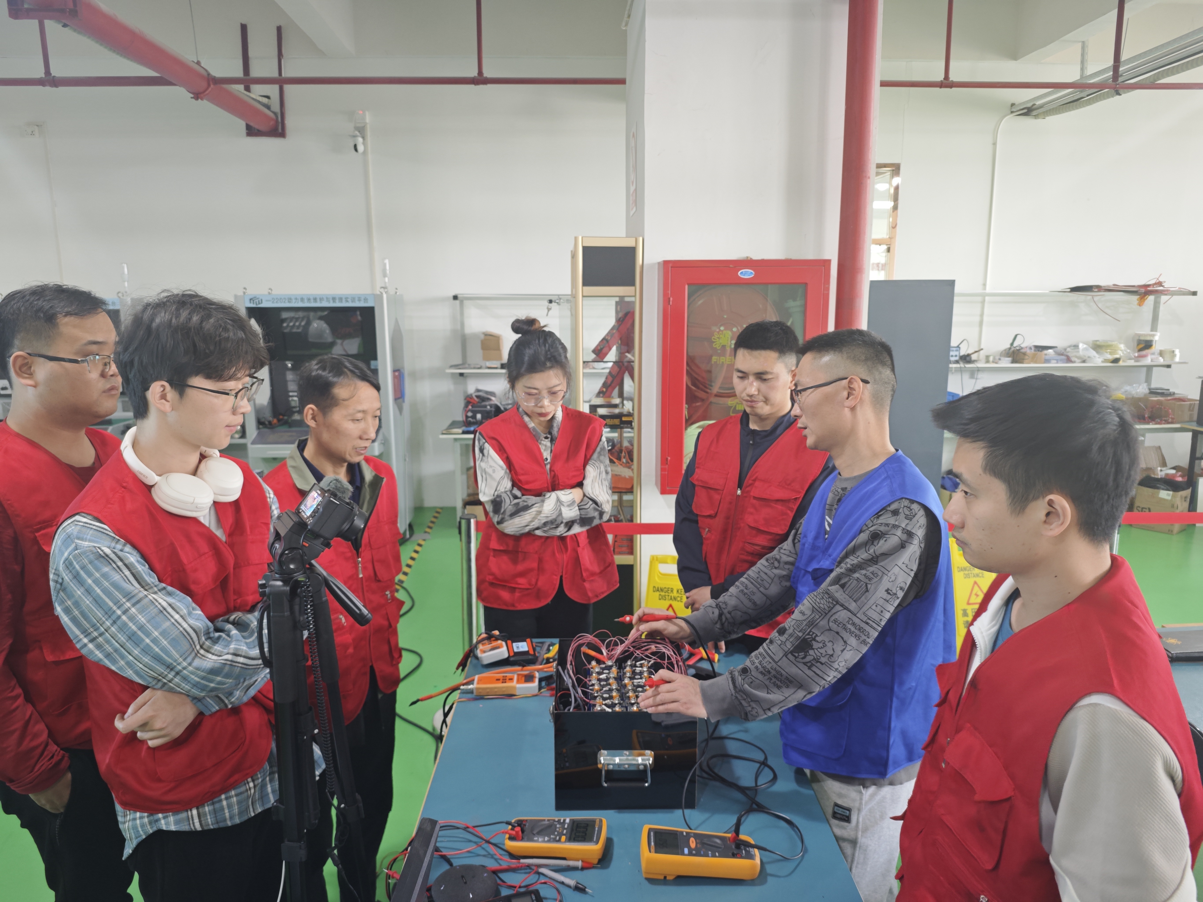 ���r��������н���󣬽��_늳ؾ��^���˲�����